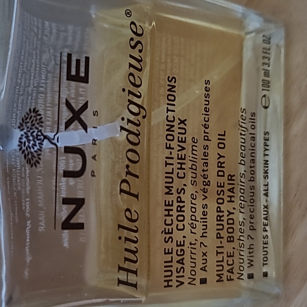 NUXE Hair, Body, Face Dry Oil - Picture 2 of 3